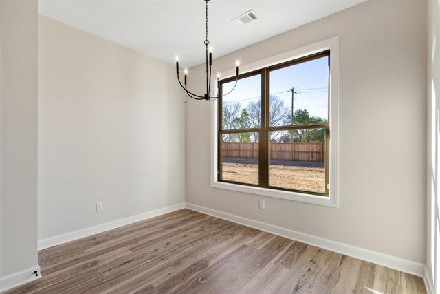 5296 THUNDER BOLT CV, Lakeland, TN 38002