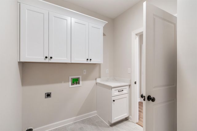 5296 THUNDER BOLT CV, Lakeland, TN 38002