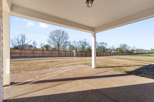 5296 THUNDER BOLT CV, Lakeland, TN 38002