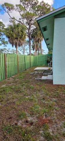 465 FLEMING AVENUE, Greenacres, FL 33463