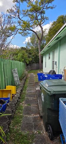 465 FLEMING AVENUE, Greenacres, FL 33463