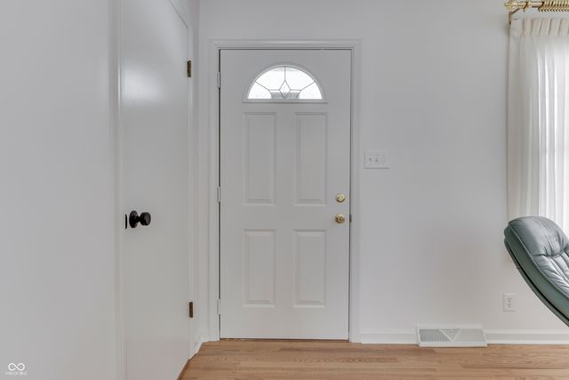 4555 Blackstone Drive, Indianapolis, IN 46237