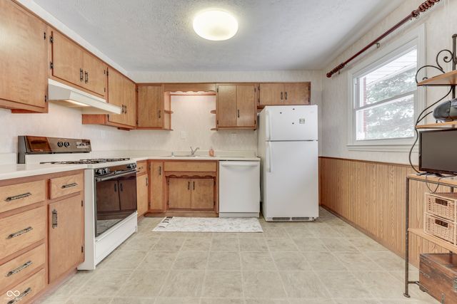 4555 Blackstone Drive, Indianapolis, IN 46237