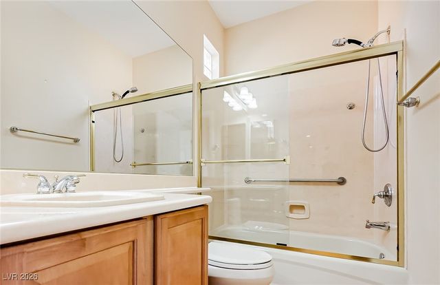 5123 Vincitor Street, Las Vegas, NV 89135