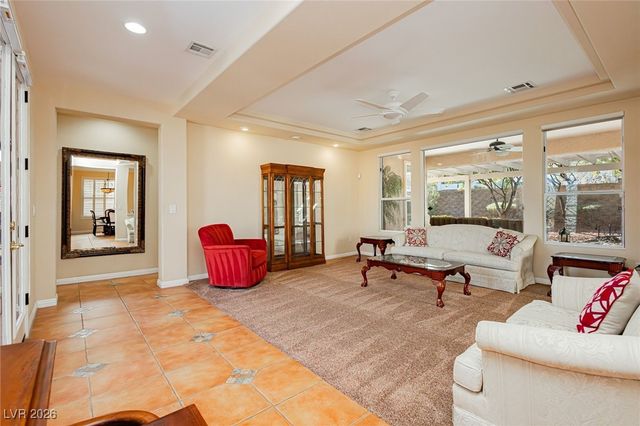 5123 Vincitor Street, Las Vegas, NV 89135