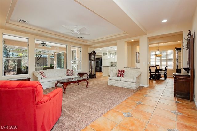 5123 Vincitor Street, Las Vegas, NV 89135