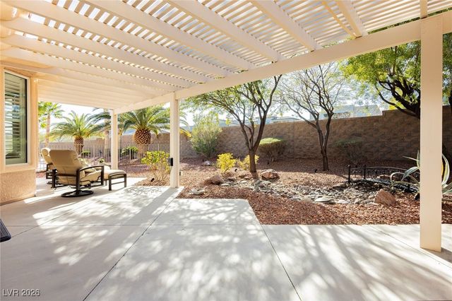 5123 Vincitor Street, Las Vegas, NV 89135