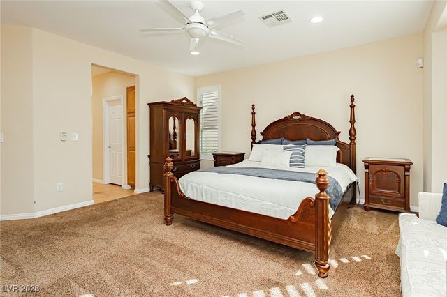 5123 Vincitor Street, Las Vegas, NV 89135