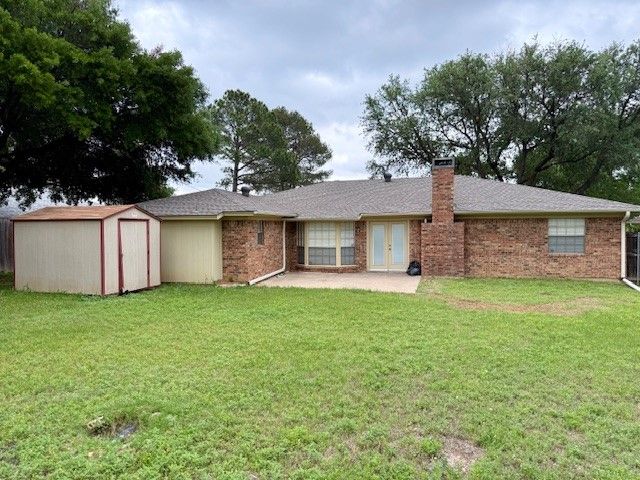 3812 Wrentham Drive, Arlington, TX 76016