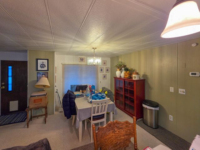 989 Roguelea Lane, Grants Pass, OR 97526