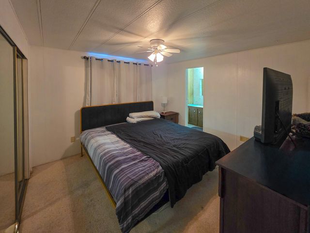 989 Roguelea Lane, Grants Pass, OR 97526