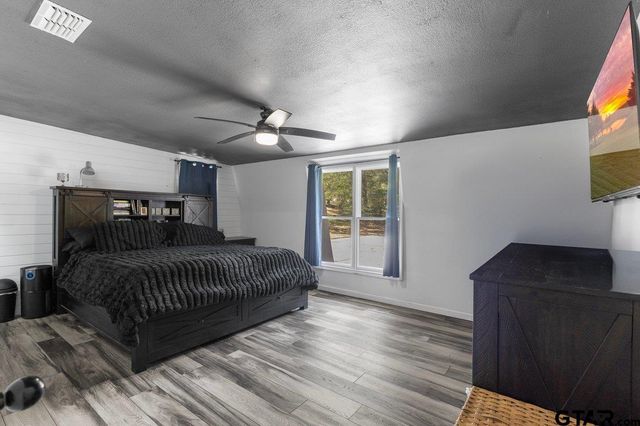 1219 Horseshoe Dr, Hideaway, TX 75771