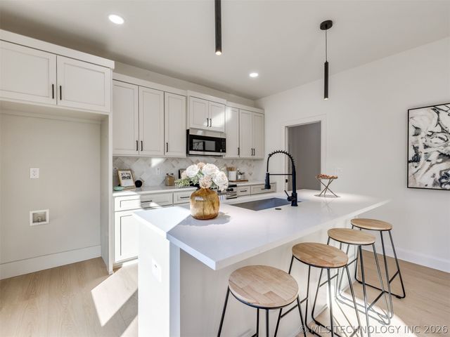 209 N Leahy Street, Sapulpa, OK 74066