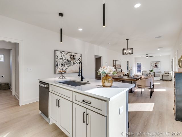 209 N Leahy Street, Sapulpa, OK 74066