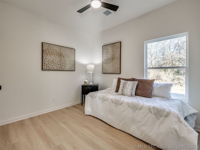 209 N Leahy Street, Sapulpa, OK 74066