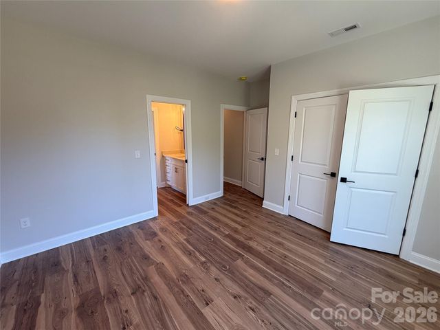 4559 Holly Circle NE, Conover, NC 28613
