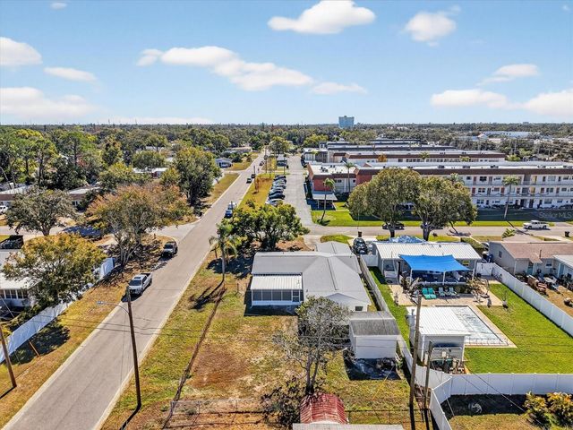 5701 14TH AVENUE N, St Petersburg, FL 33710