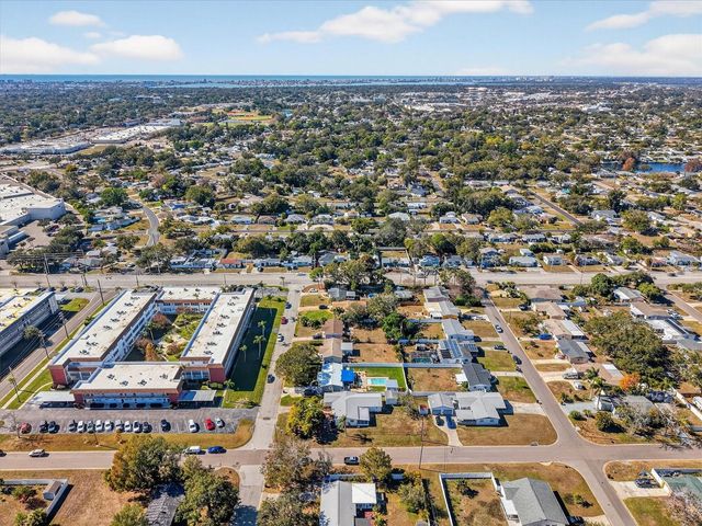 5701 14TH AVENUE N, St Petersburg, FL 33710