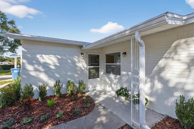 5701 14TH AVENUE N, St Petersburg, FL 33710