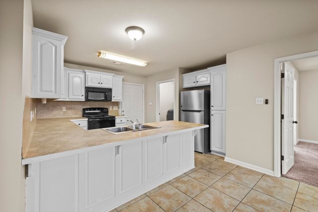 21 Chantileer, Ward, AR 72176