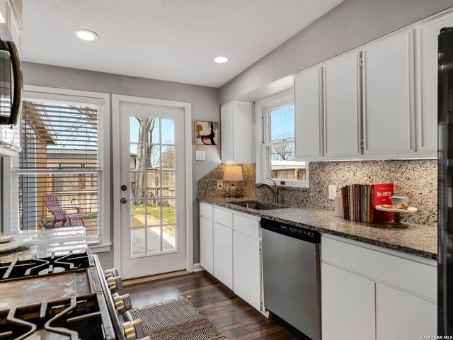 139 Teakwood Lane, San Antonio, TX 78216