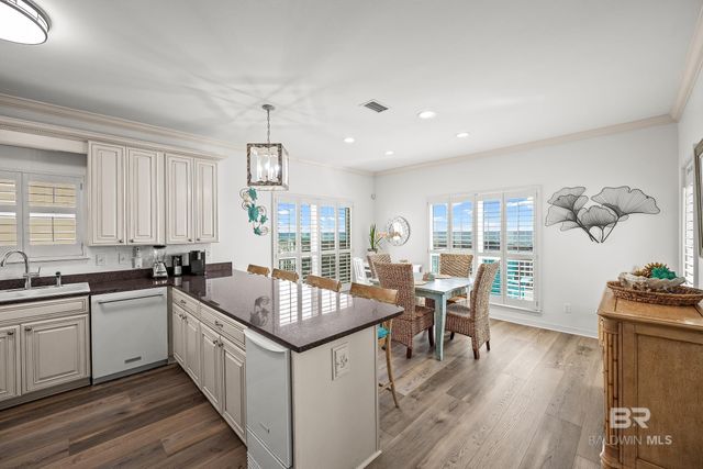 2283 W Beach Boulevard, Gulf Shores, AL 36542