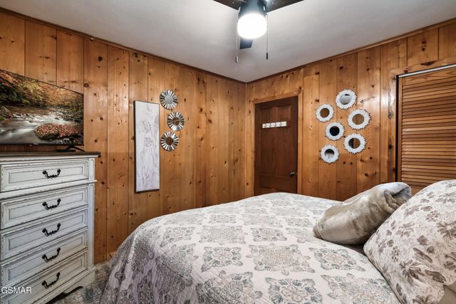 3480 Sugar Camp Circle, Sevierville, TN 37862