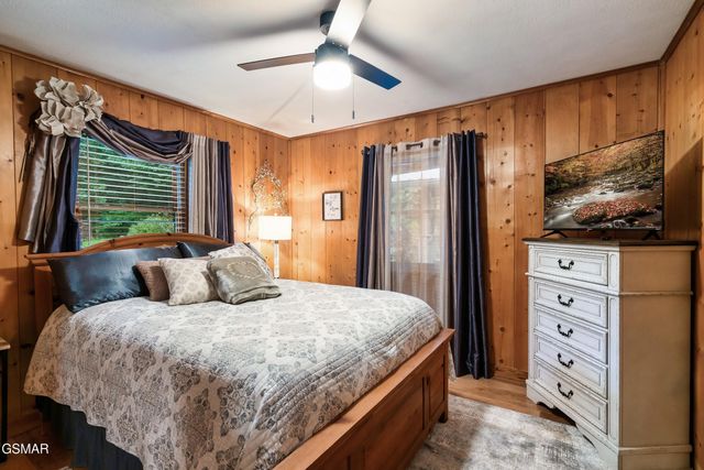 3480 Sugar Camp Circle, Sevierville, TN 37862