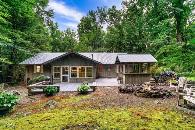 3480 Sugar Camp Circle, Sevierville, TN 37862