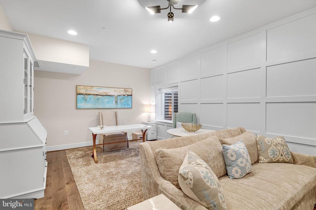 Image 38 of property listing at 52 BLEEKER PL, Gaithersburg, MD 20878