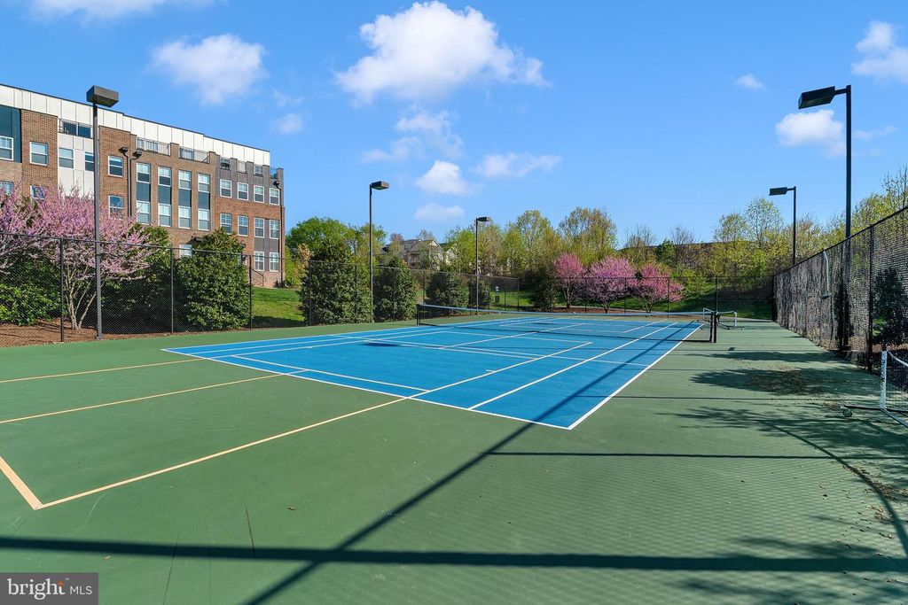 Image 48 of property listing at 52 BLEEKER PL, Gaithersburg, MD 20878