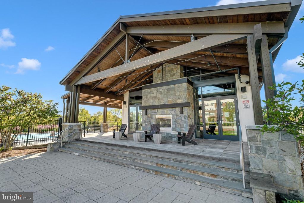 Image 50 of property listing at 52 BLEEKER PL, Gaithersburg, MD 20878