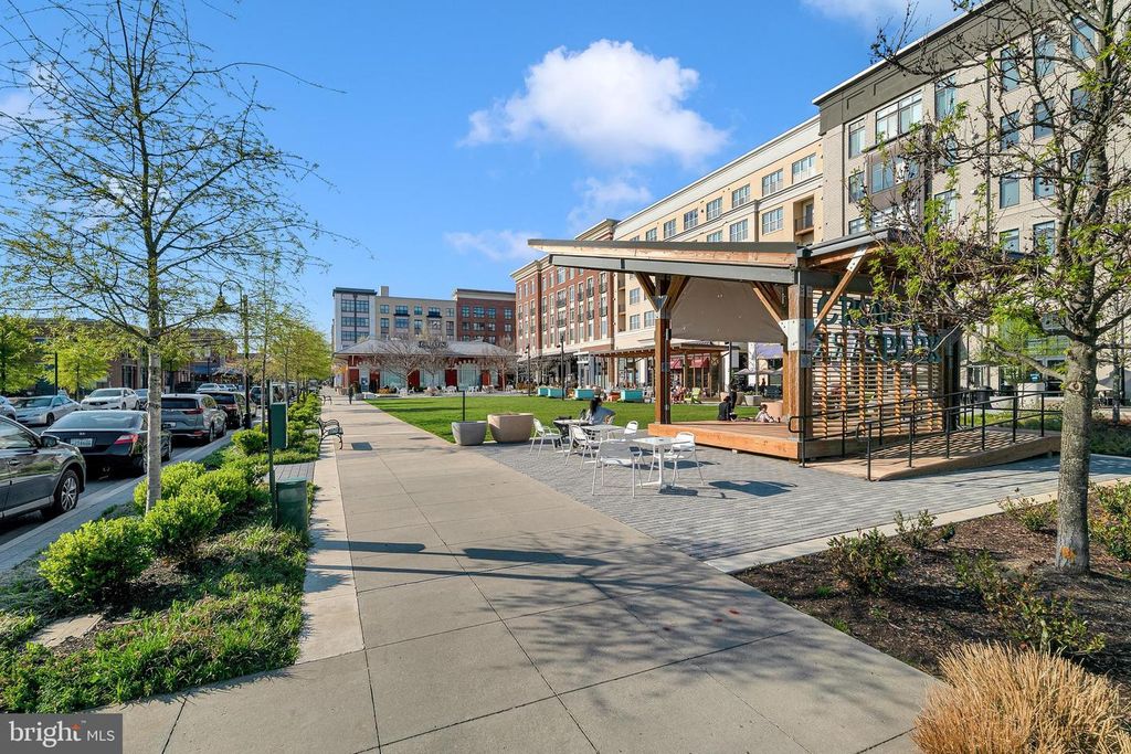 Image 51 of property listing at 52 BLEEKER PL, Gaithersburg, MD 20878