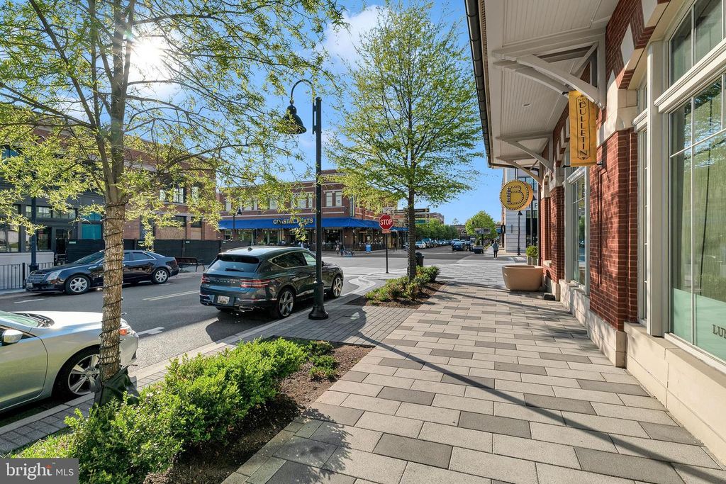 Image 52 of property listing at 52 BLEEKER PL, Gaithersburg, MD 20878