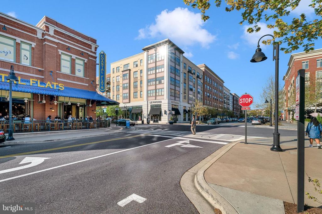 Image 53 of property listing at 52 BLEEKER PL, Gaithersburg, MD 20878