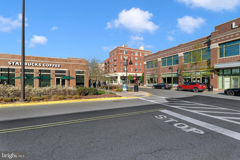 Image 54 of property listing at 52 BLEEKER PL, Gaithersburg, MD 20878