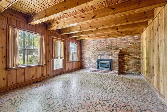 1329 E CRESTWOOD DR, Memphis, TN 38119