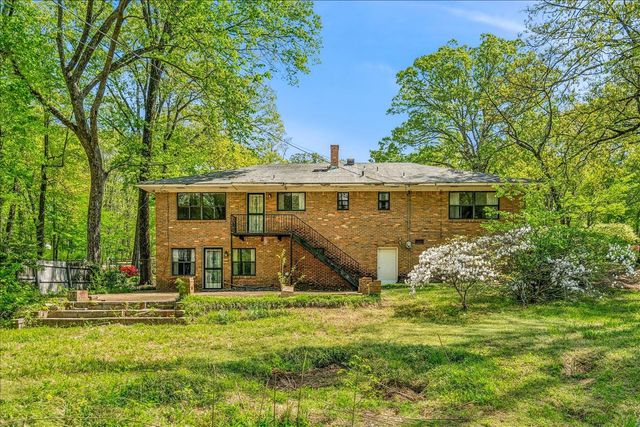 1329 E CRESTWOOD DR, Memphis, TN 38119