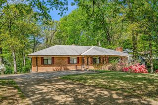 1329 E CRESTWOOD DR, Memphis, TN 38119