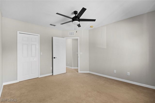 9648 Roundstone CIR, Fort Myers, FL 33967