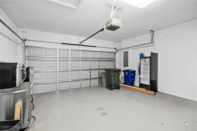 9648 Roundstone CIR, Fort Myers, FL 33967