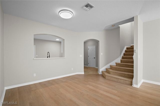 9648 Roundstone CIR, Fort Myers, FL 33967