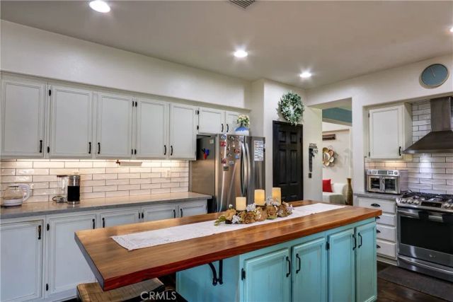 17565 Cedarwood, Riverside, CA 92503