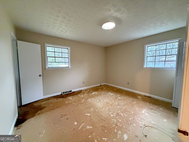 11 Parkwood Drive NE, Rome, GA 30161