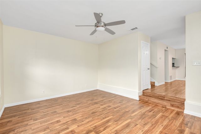 3635 Garden Brook Drive 137, Farmers Branch, TX 75234