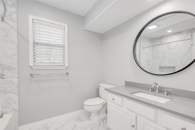 3635 Garden Brook Drive 137, Farmers Branch, TX 75234