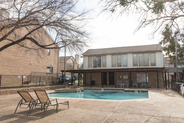 3635 Garden Brook Drive 137, Farmers Branch, TX 75234