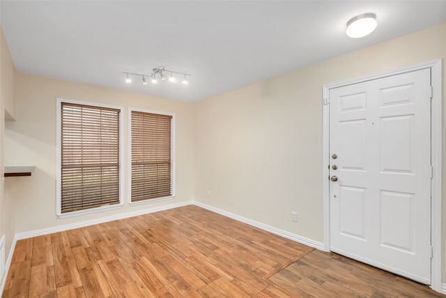 3635 Garden Brook Drive 137, Farmers Branch, TX 75234