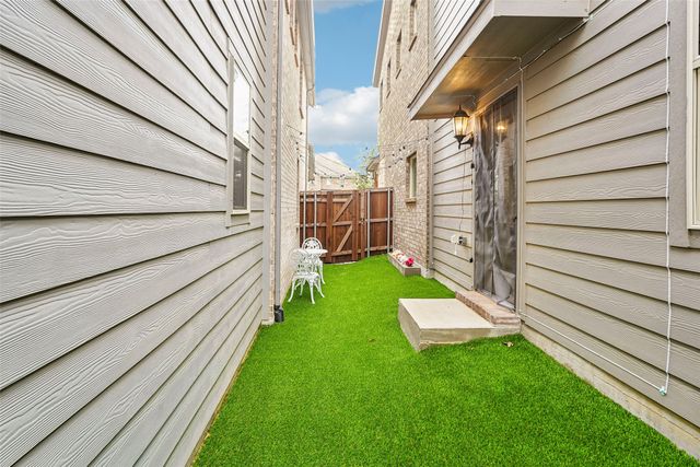 2757 Acadia Drive, Corinth, TX 76210
