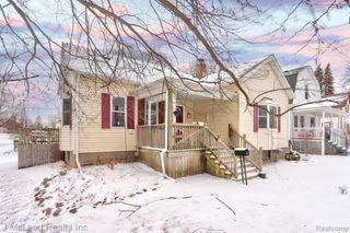 214 S Warner Street, Bay City, MI 48706